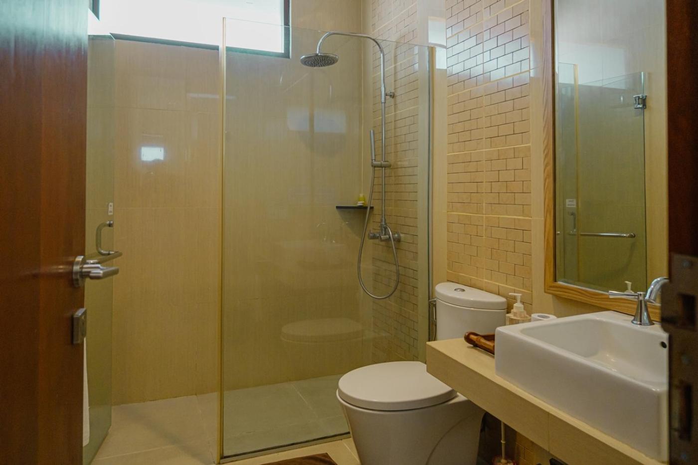 Oyama City View Villa 4 Bedrooms With A Private Swimming Pool 万隆 外观 照片