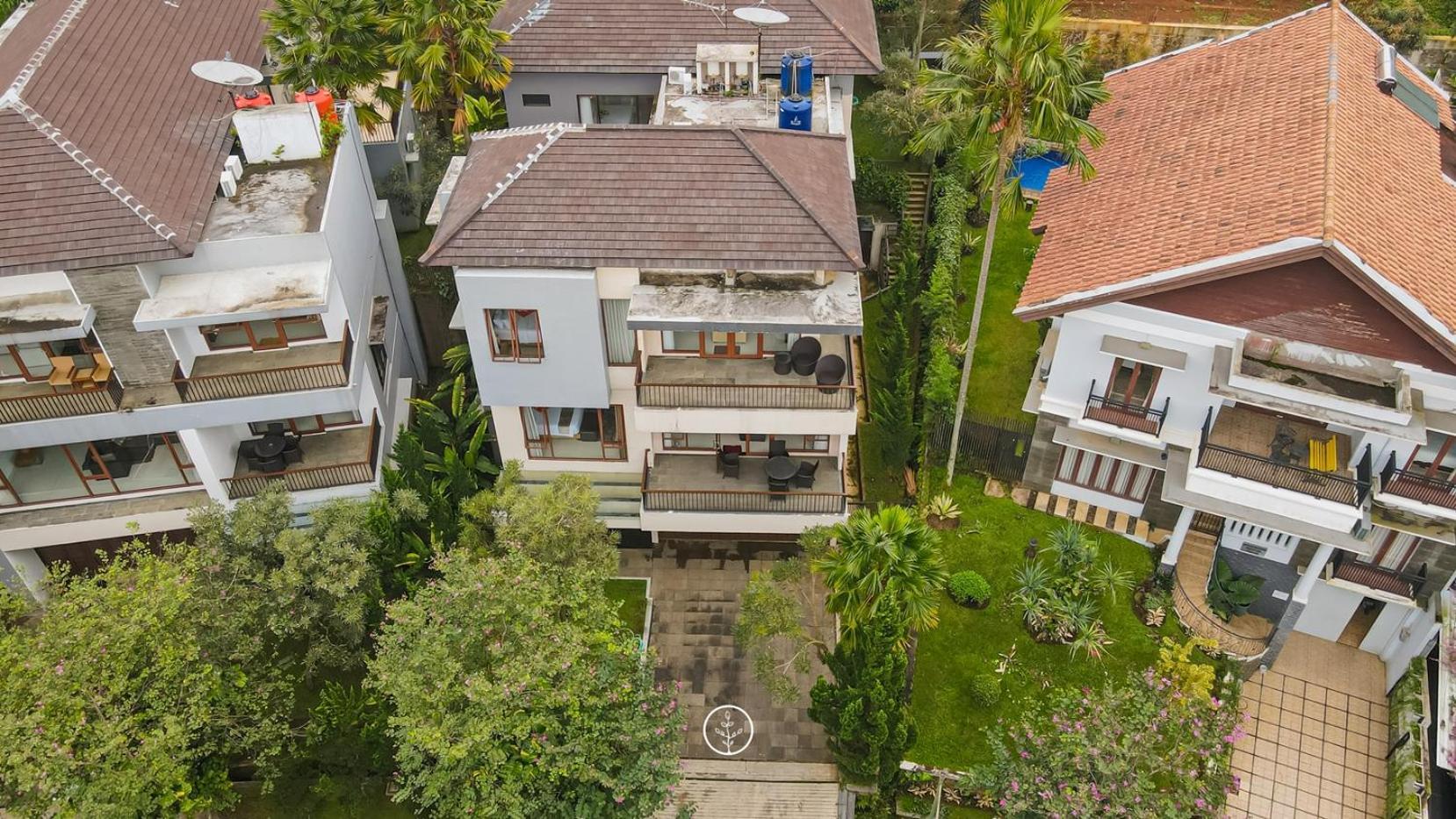 Oyama City View Villa 4 Bedrooms With A Private Swimming Pool 万隆 外观 照片